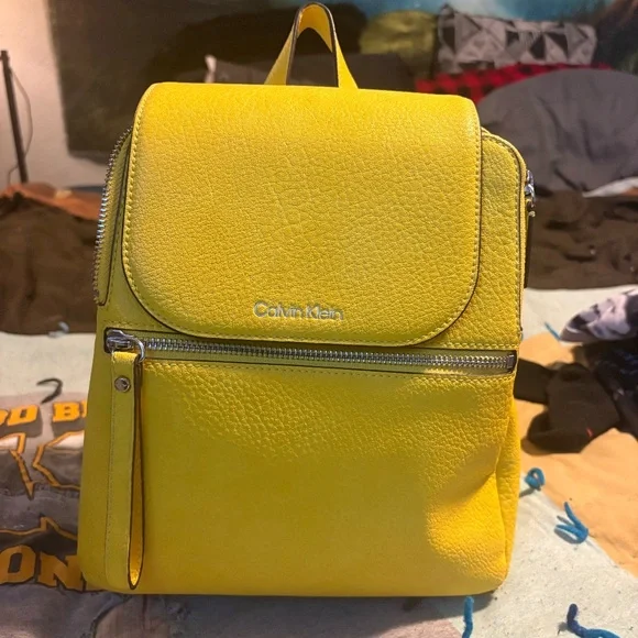 Calvin Klein Reyna Novelty Key Flap Backpack - Picture 1 of 3